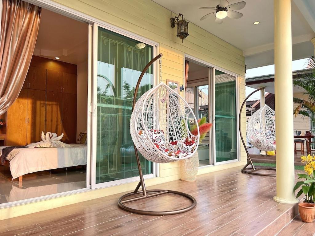 Mantra Pattaya Pool Villa With Jacuzzi In Pattaya-Pet-Friendly Pantai Jomtien Luaran gambar